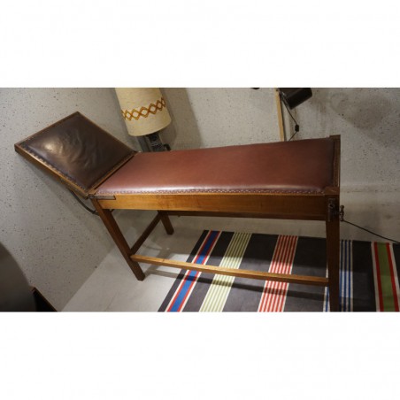 Bijzonder mooie antieke / vintage behandelbank voor arts/gynacoloog