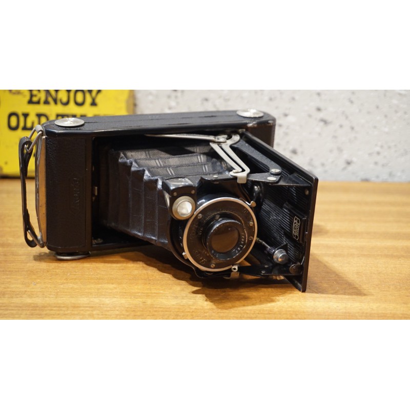 Zeiss Ikon - Ikonta 520/2 - vouwcamera Zeiss Ikon - Ikonta 520/2 - vouwcamera