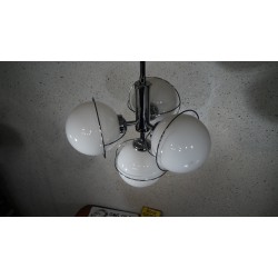 Mooie vintage hanglamp 4 melkglazen bollen - Massive