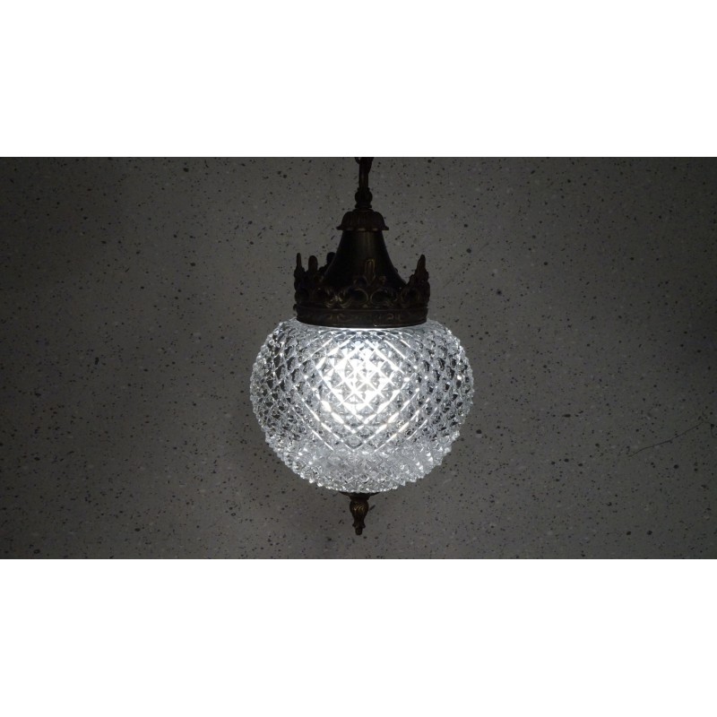 Prachtige vintage hanglamp met glazen bol Prachtige vintage hanglamp met glazen bol