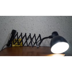 Hele mooie Bauhaus schaarlamp - wandlamp