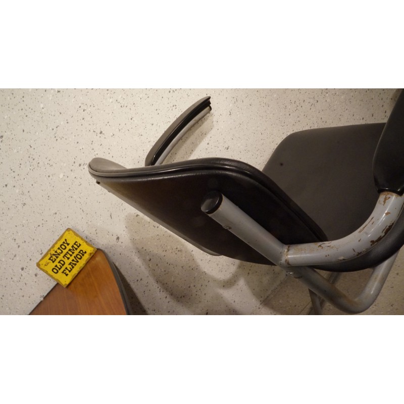 effectief kogel zout Vintage buizenframe stoel - FANA - Gispen