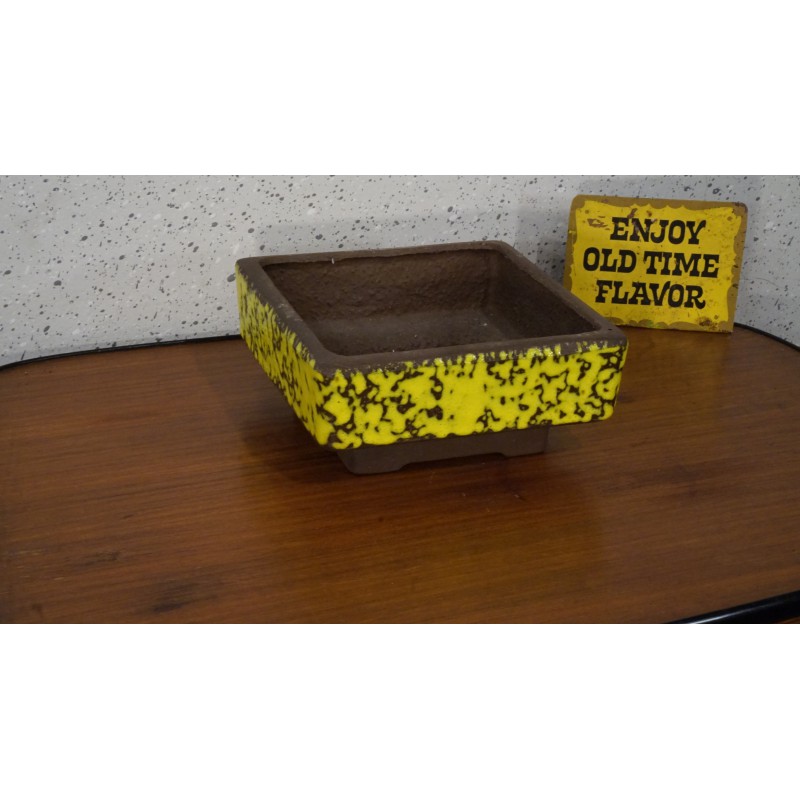 Prachtige vierkante SPARA schaal of pot 845/17