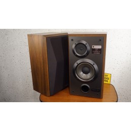 Mooie Bose Studiocraft 200ST speakers