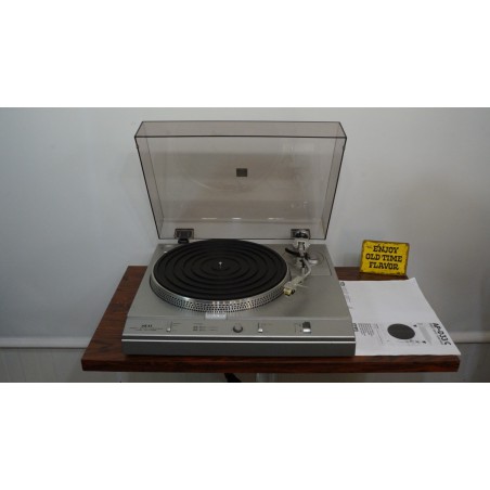 Goede AKAI AP-D33 direct drive platenspeler