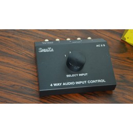 SpeaKa Professional SP-5741548 4 poorten Cinch-audio-switch