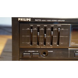Nette Philips FA773 versterker
