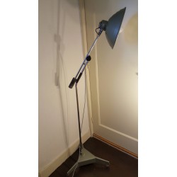 Bijzondere industriele vloerlamp - Hanovia UV lamp - ombouw