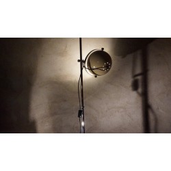 Mooie vintage vloerlamp - bollamp - zandkleur